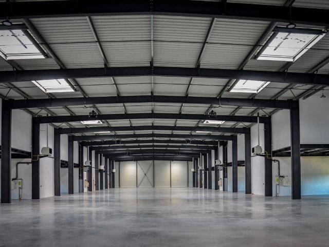 Local Commercial location à Conflans-sainte-honorine, Les Basses-Roches