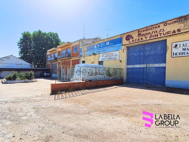Nave en venta en La Estrella, Albacete