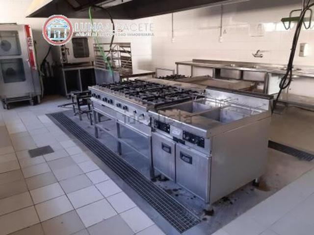 Nave en venta en Cañicas-Canal de María Cristina, Albacete