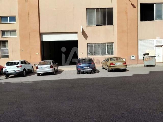 Local Comercial en venta en Comarca de la Vega de Granada, Andalucía