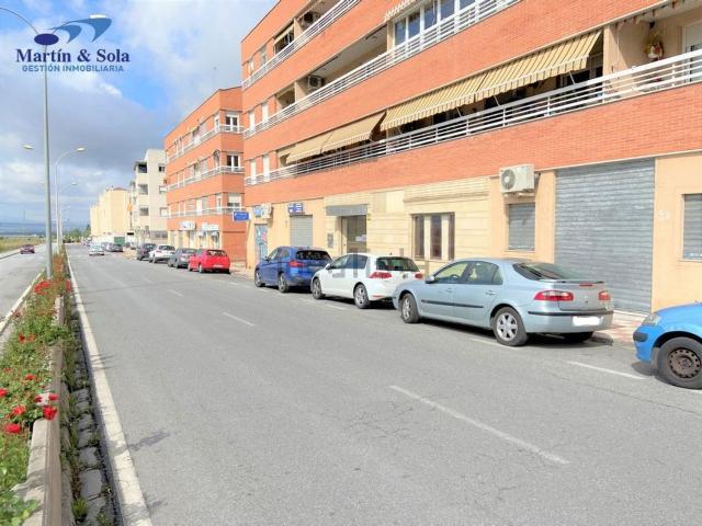 Local Comercial en venta en La Farfana, Comarca de la Vega de Granada