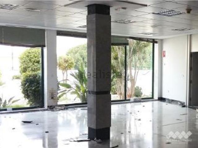 Local Comercial en venta en Barrio de San Antón, Valle del Guadalhorce