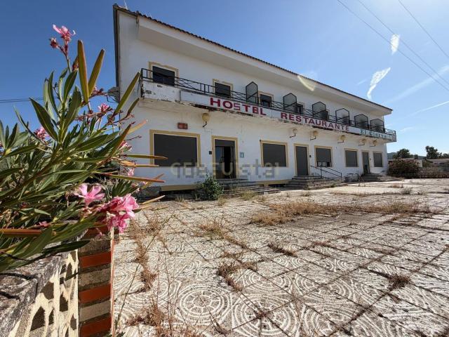 Local Comercial en venta en Aliseda, Extremadura