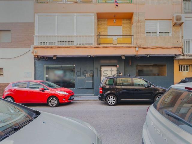Local Comercial en venta en El Zapillo, Almería