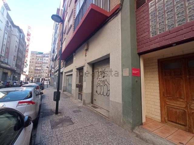 Local Comercial en venta en La Almozara, Zaragoza