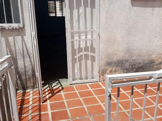 Local Comercial en alquiler en Francisco Linares Alcántara, Miranda