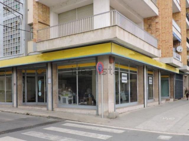 Local Comercial en venta en Amposta, Tarragona