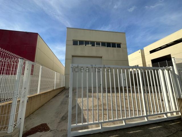 Nave en venta en Amposta