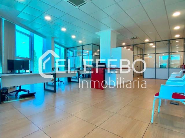 Local Comercial en venta en Antequera