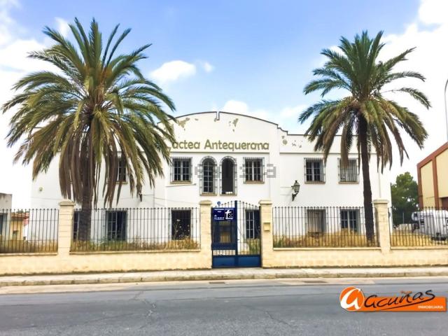 Nave en venta en Antequera