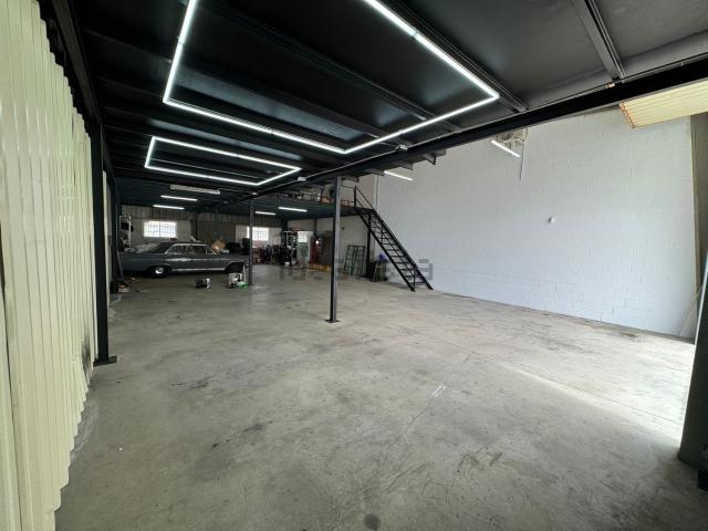 Nave en venta en Antequera, Andalucía