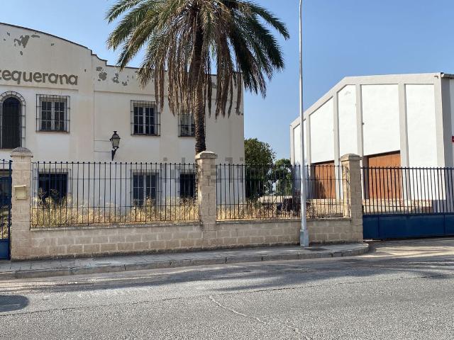 Nave en venta en Antequera
