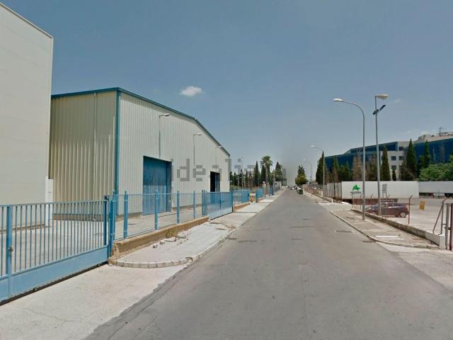 Nave en venta en Antequera