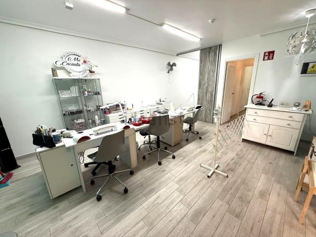Local Comercial en venta en Los Cristianos, Arona