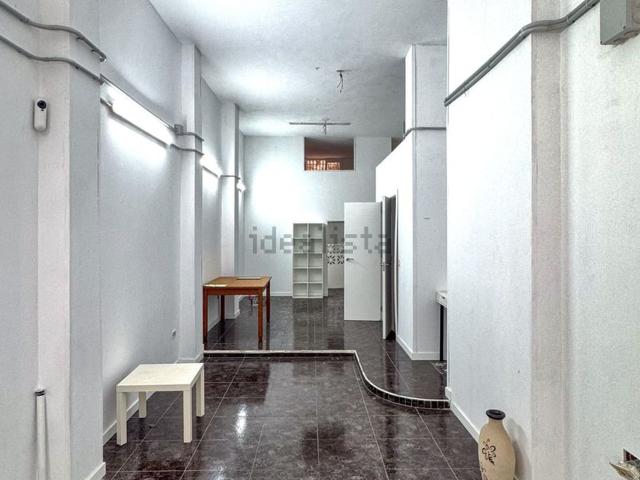 Local Comercial en venta en Los Cristianos, Arona