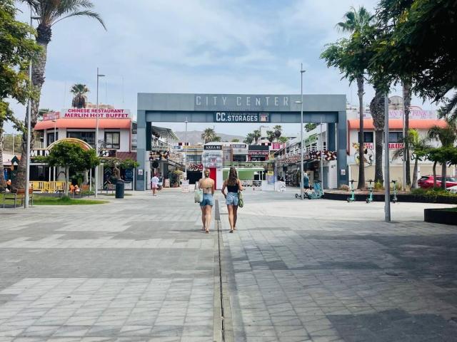 Local Comercial en alquiler en Los Cristianos, Arona