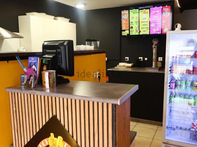 Local Comercial en alquiler en Los Cristianos, Arona