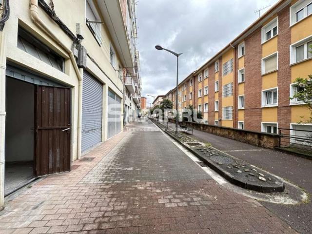 Local Comercial en venta en Uribe, Arrasate / Mondragón