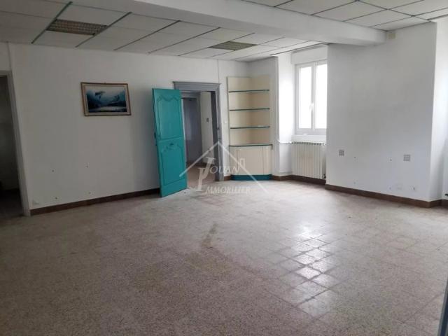 Maison vente à Montluçon, Cosne-d'allier
