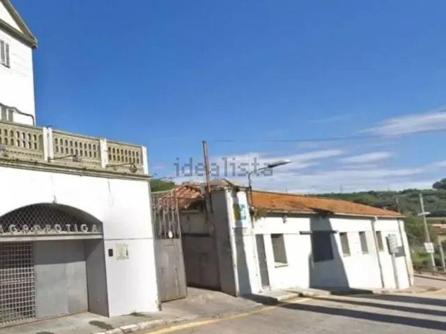 Nave en venta en Banyoles