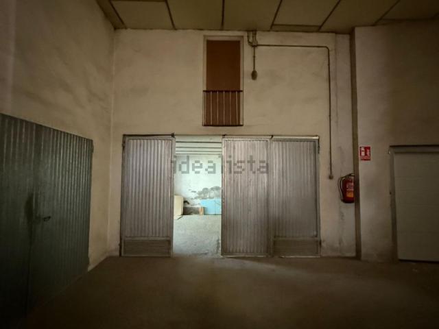 Local Comercial en venta en Barbastro, Huesca