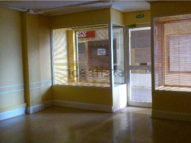 Local Comercial en venta en Somontano de Barbastro, Aragón