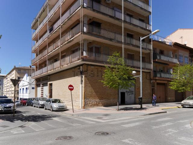 Local Comercial en venta en Somontano de Barbastro, Aragón