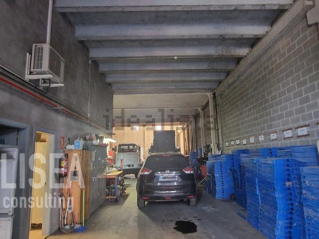 Nave en venta en Barberà Del Vallès