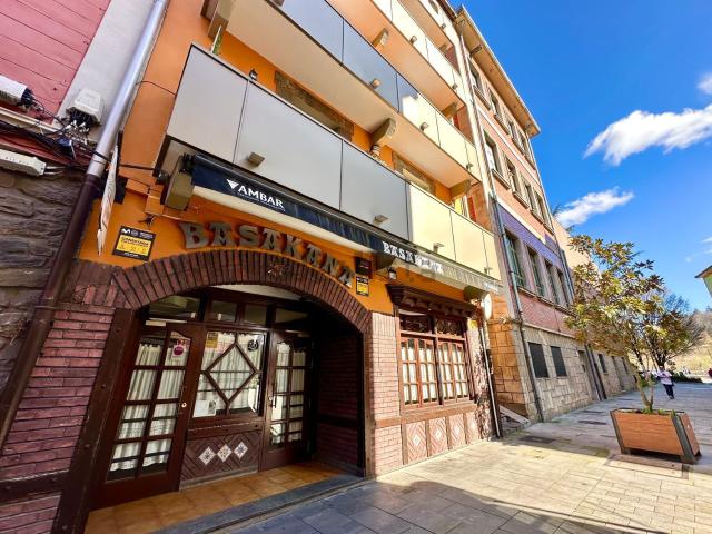 Local Comercial en venta en Beasain, Guipúzcoa