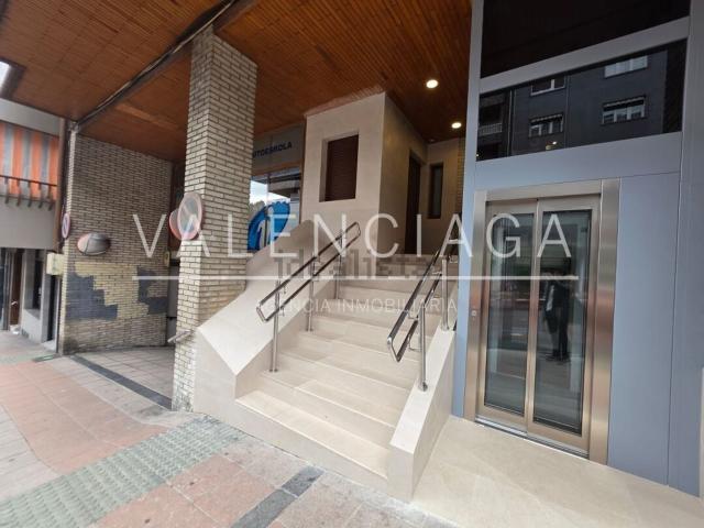 Local Comercial en alquiler en Beasain, Guipúzcoa