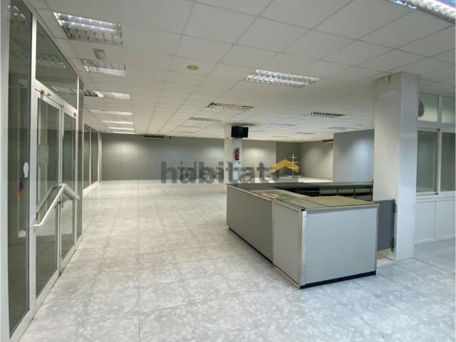 Local Comercial en alquiler en Bellpuig, Lleida