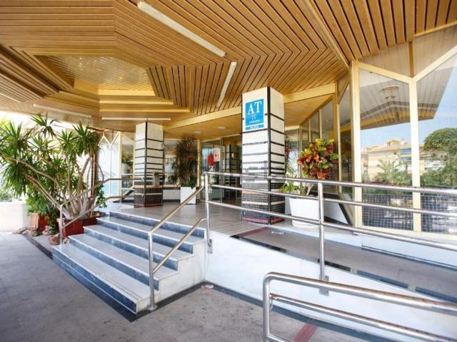 Local Comercial en alquiler en Arroyo de la Miel-Benalmádena Costa, Costa del Sol Occidental