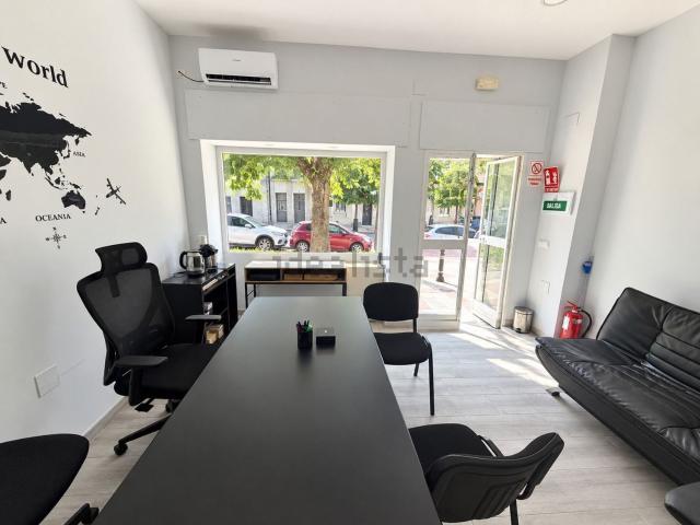 Local Comercial en venta en Arroyo de la Miel-Benalmádena Costa, Benalmádena