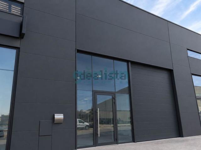 Nave en venta en Bescanó, Girona