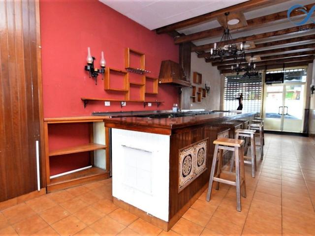 Local Comercial en venta en As Cascas, Betanzos