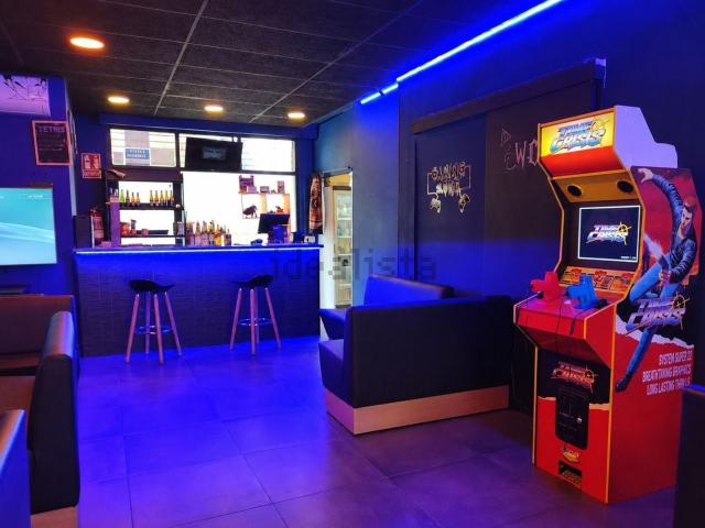 Local Comercial en alquiler en els Pins, Blanes