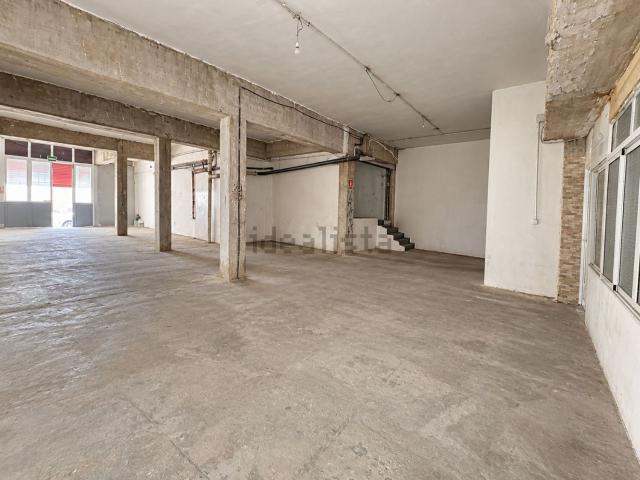 Local Comercial en venta en Bonavista, Tarragona