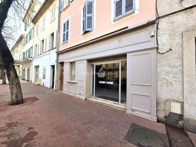 Local Commercial vente à Arrondissement de Draguignan, Draguignan