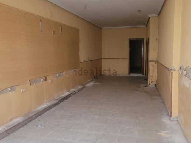 Local Comercial en venta en Margallo, Cáceres