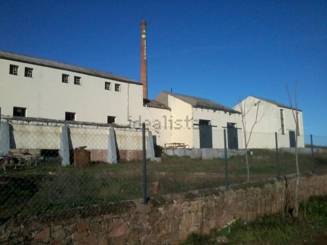 Nave en venta en La Abundancia, Cáceres