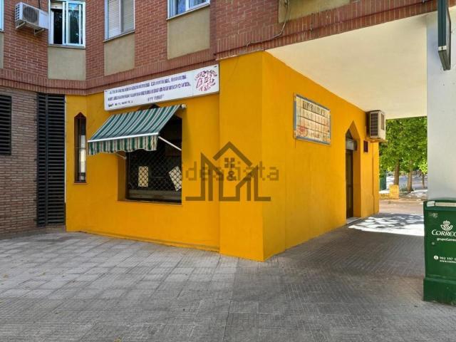 Local Comercial en venta en Los Fratres, Cáceres