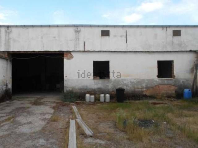 Nave en venta en Charca Musia, Cáceres