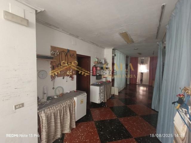 Local Comercial en venta en Los Fratres, Cáceres