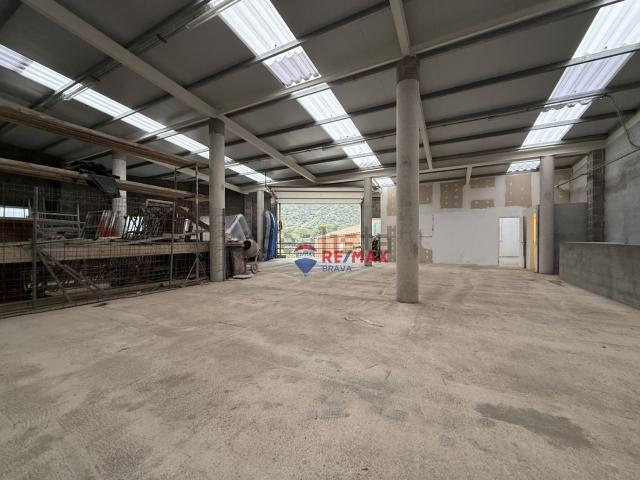Nave en venta en Alt Empordà, Catalunya