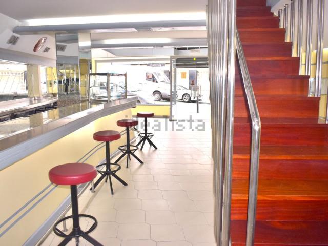 Local Comercial en venta en Cambre, O Graxal