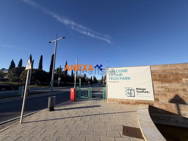 Nave en venta en Campanillas, Málaga-Costa del Sol