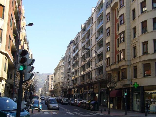 Local Comercial en venta en Bilbao, Abando