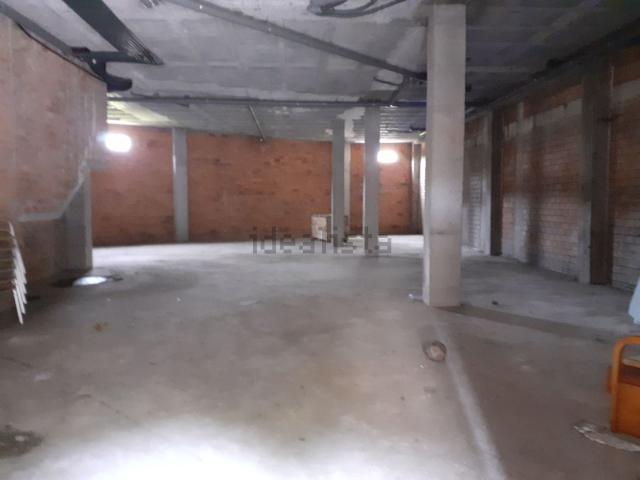 Local Comercial en alquiler en Cangas, O Morrazo