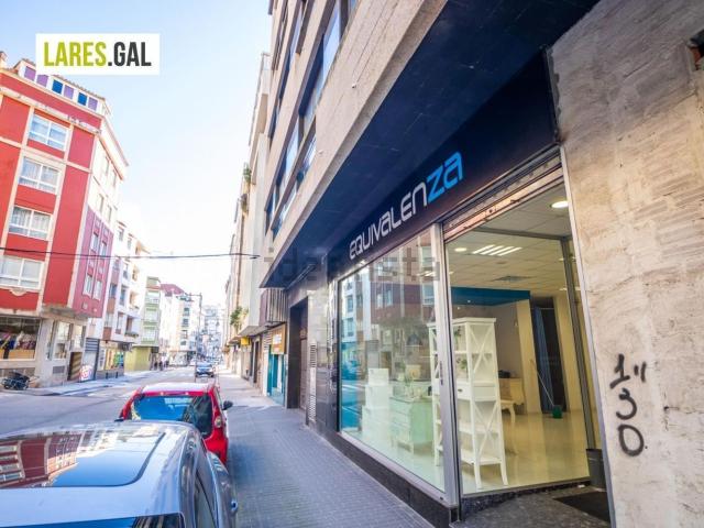 Local Comercial en alquiler en Cangas, O Morrazo