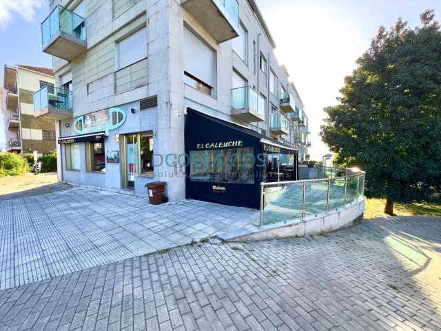 Local Comercial en venta en Cangas, O Morrazo
